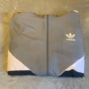 Adidas Wind Breaker